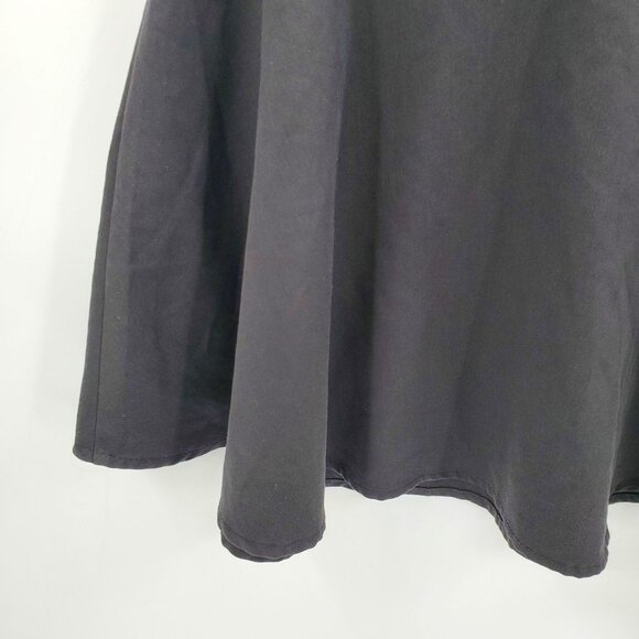 Black Flared Mini Skater Skirt 8/10 Grommet Waist Stretchy Y2K Gothcore Preppy - Picture 5 of 13